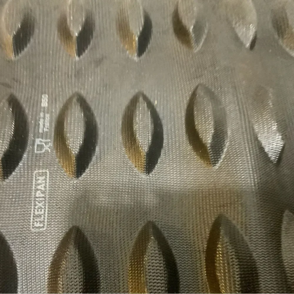 Demarle Flexipan baking mold - Made in France. 2982